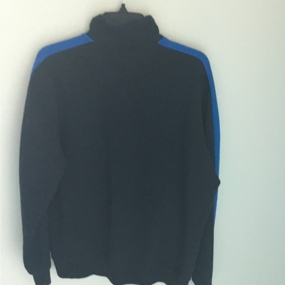 puma LONG SLEEVES ZIPPER UP JACKET SIZE LARGE - Picture 4 of 5